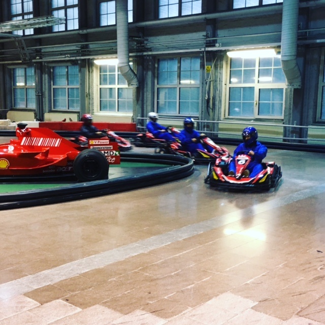 Suomen nopein järjestelmätoimittaja selvitettiin karting-kisan avulla. Suomen nopein järjestelmätoimittaja selvitettiin karting-kisan avulla.